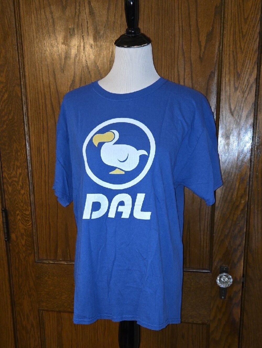 Animal Crossing Dodo Airlines TShirt Large